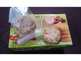 中評価 歯に詰まるっっ 森永製菓 ヘーゼルナッツクッキー のクチコミ 評価 Chisaさん もぐナビ 中評価 歯に詰まるっっ 森永製菓 ヘーゼルナッツクッキー のクチコミ 評価 Chisaさん もぐナビ