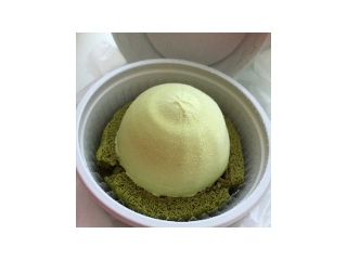 中評価 カチンコチン ローソン Uchi Cafe Sweets プレミアム 宇治抹茶ロールケーキアイス のクチコミ 評価 Paguyosh47さん もぐナビ