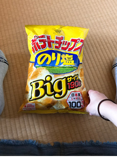 高評価 言うまでもねぇ コイケヤ ポテトチップス のり塩 Bigサイズ のクチコミ 評価 野良猫876さん もぐナビ