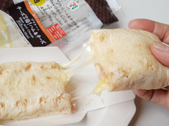 中評価 セブン イレブン ブリトーチーズ2倍 ハム チーズ 製造終了 のクチコミ 評価 カロリー 値段 価格情報 もぐナビ