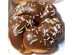 中評価 ヤマザキ ドーナツステーション スイートチョコドーナツ カラフルシュガーのクチコミ 評価 商品情報 もぐナビ