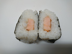 高評価 ローソン おにぎり屋 焼き鮭ハラミのクチコミ 評価 商品情報 もぐナビ