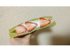 中評価 ローソン いちごミルクサンド 抹茶入り食パンのクチコミ 評価 値段 価格情報 もぐナビ