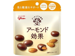 どこをかじってもアーモンド アーモンド効果 のアイスバーを食べてみた えん食べ