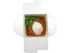 ファミリーマート 半熟卵が決めて ソース焼そば カレー味のクチコミ 評価 カロリー 値段 価格情報 もぐナビ