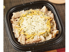 ファミリーマート とろーり3種チーズの豚丼 製造終了 のクチコミ 評価 値段 価格情報 もぐナビ