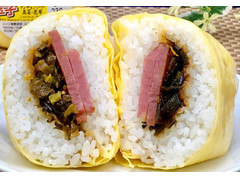 ファミリーマート 玉子ばくだんおむすび 製造終了 のクチコミ 評価 値段 価格情報 もぐナビ