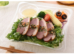 ファミリーマート 国産ケールとあい鴨のグリーンサラダ