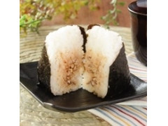 高評価 ローソン おにぎり屋 新潟コシヒカリおにぎり 神戸牛すき焼きのクチコミ 評価 カロリー 値段 価格情報 もぐナビ 高評価 ローソン おにぎり屋 新潟コシヒカリおにぎり 神戸牛すき焼きのクチコミ 評価 カロリー 値段 価格情報 もぐナビ