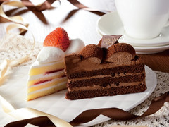 中評価 ローソン Uchi Cafe Sweets パーティーケーキ 苺 チョコ 2個 製造終了 のクチコミ 評価 値段 価格情報 もぐナビ