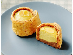 ローソン Uchi Cafe’ 充ちるカスタードクリームのパイ 商品写真