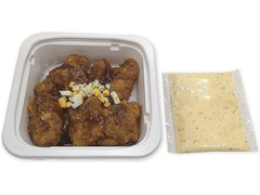 セブン-イレブン タルタルソースをかけて食べるチキン南蛮