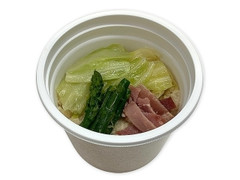 セブン-イレブン 春キャベツとアスパラガスのクリームスープ