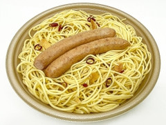 セブン-イレブン あらびきソーセージの麺大盛ペペロンチーノ
