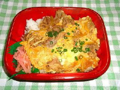 和食さと 数量限定 神戸牛 牛すきうどん鍋定食 復活販売 サトフードサービス株式会社のプレスリリース