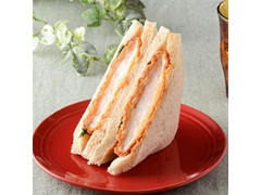 ナチュラルローソン 海老カツサンド オーロラソースのクチコミ 評価 カロリー 値段 価格情報 もぐナビ