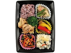 ニューデイズ 筍菜の花雑穀米入りご飯とバジルチキン弁当のクチコミ 評価 値段 価格情報 もぐナビ