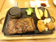 中評価 ココス ビーフハンバーグステーキ 牡蠣フライのクチコミ 評価 商品情報 もぐナビ 中評価 ココス ビーフハンバーグステーキ 牡蠣フライのクチコミ 評価 商品情報 もぐナビ