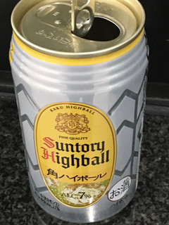 中評価 安いハイボールとは一味違いますね サントリー 角ハイボール のクチコミ 評価 ビールが一番さん もぐナビ 中評価 安いハイボールとは一味違いますね サントリー 角ハイボール のクチコミ 評価 ビールが一番さん もぐナビ