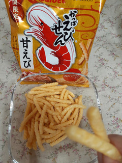 高評価 味が濃いめのかっぱえびせん カルビー かっぱえびせん 甘えび のクチコミ 評価 オマメさん もぐナビ 高評価 味が濃いめのかっぱえびせん カルビー かっぱえびせん 甘えび のクチコミ 評価 オマメさん もぐナビ