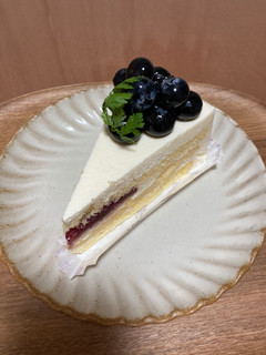 低評価 ナゾクリームのケーキ シャトレーゼ ブルーベリーレアチーズ のクチコミ 評価 こまつなさん もぐナビ