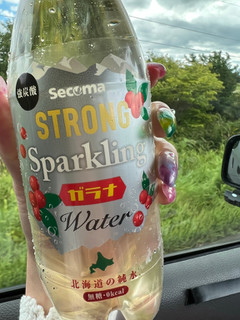 中評価 北海道ガラナ強炭酸 セイコーマート Secoma ストロング スパークリング ガラナ ウォーター のクチコミ 評価 Sweetsilさん もぐナビ 中評価 北海道ガラナ強炭酸 セイコーマート Secoma ストロング スパークリング ガラナ ウォーター のクチコミ 評価 Sweetsilさん もぐナビ
