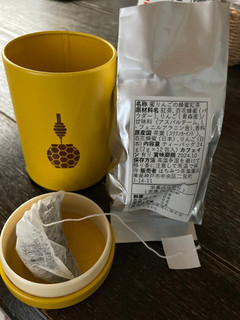 「はちみつ茶葉園 蜜りんごの蜂蜜紅茶 オリジナルキャニスター缶付 缶2g×12」のクチコミ画像 by あべこさん
