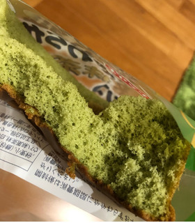 中評価 優しい抹茶味でふわふわ ヤマザキ やわらか卵のシフォンケーキ やわらか抹茶のシフォンケーキ のクチコミ 評価 きみまろさん もぐナビ