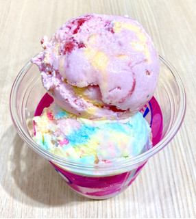 高評価 ゆめかわいい虹色だけど食べやすかった サーティワン シーズンフレーバー のクチコミ 評価 カスタード ホイップさん もぐナビ 高評価 ゆめかわいい虹色だけど食べやすかった サーティワン シーズンフレーバー のクチコミ 評価 カスタード ホイップさん もぐナビ