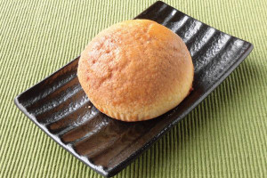 メロンパンには見えないつやつやの表面。
