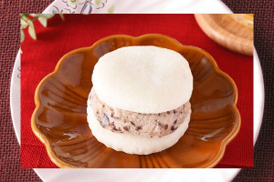 マシュマロのようなふわふわの純白生地。