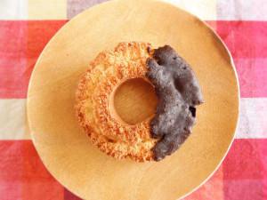 ミスドのチョコ系3種を凍らせてみた 1番おいしいのはど れだ もぐナビニュース もぐナビ