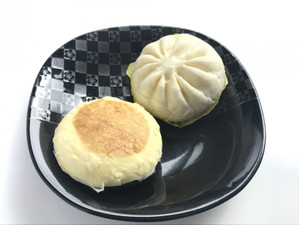 もう食べた 爽やかなサークルkサンクスとガッツリなミニストップのチーズまん もぐナビニュース もぐナビ