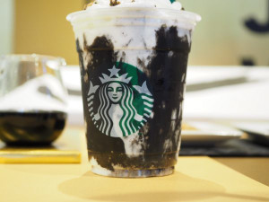 まるで呪文 そして新感覚 スターバックスから 超ゴマゴマゴマ なフラペチーノ もぐナビニュース もぐナビ