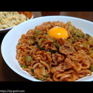 自分なりのアレンジを楽しもう もぐアレンジ 袋麺 のトレンド 食べたい 人気ランキングtop3 もぐナビニュース もぐナビ