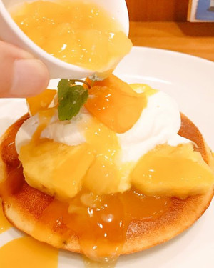 ファミレスでパンケーキ ガスト トロピカルパンケーキ は夏に食べたい爽やかスイーツ もぐナビニュース もぐナビ