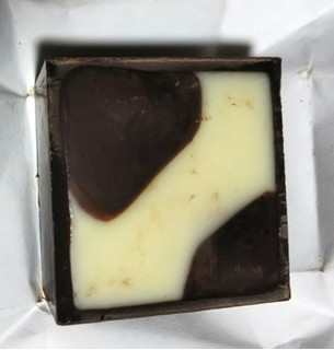 高評価 ホワイトチョコ好きにはオススメ チロル チロルチョコ クリーミーミルク のクチコミ 評価 シロですさん もぐナビ 高評価 ホワイトチョコ好きにはオススメ チロル チロルチョコ クリーミーミルク のクチコミ 評価 シロですさん もぐナビ