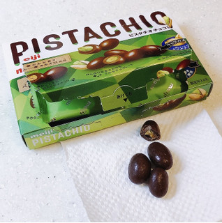 中評価 ピスタチオの存在感弱め 明治 ピスタチオチョコレート のクチコミ 評価 ビーピィさん もぐナビ 中評価 ピスタチオの存在感弱め 明治 ピスタチオチョコレート のクチコミ 評価 ビーピィさん もぐナビ