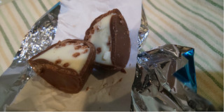 中評価 濃厚コッテリ甘い甘い ウィターズ ミルクチョコレート のクチコミ 評価 みほなさん もぐナビ 中評価 濃厚コッテリ甘い甘い ウィターズ ミルクチョコレート のクチコミ 評価 みほなさん もぐナビ