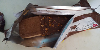 カカオビターですっきり大人テイスト ェ ロッテ ガーナチョコ クッキーサンド 深みカカオ のクチコミ 評価 あんしぇろーずdeまんまるちょこさん もぐナビ カカオビターですっきり大人テイスト ェ ロッテ ガーナチョコ クッキーサンド 深みカカオ のクチコミ 評価 あんしぇろーずdeまんまるちょこさん もぐナビ