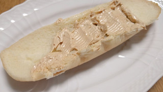 「ソントン パンにぬるホイップクリーム 粒ピーナッツ カップ180g」のクチコミ画像 by れでぃこさん
