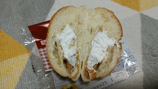 「ヤマザキ コーヒークリーム＆ホイップパン 1個」のクチコミ画像 by やっぺさん