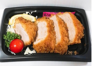 高評価 ヒマラヤピンク岩塩で食べる肉厚ヘレとんかつ 阪急オアシス お肉屋さんの肉厚ヘレとんかつ のクチコミ 評価 ミヌゥさん もぐナビ