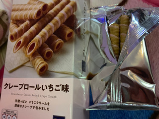 中評価 ローソン ローソンセレクト クレープロールいちご味のクチコミ 評価 カロリー 値段 価格情報 もぐナビ