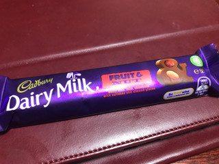 高評価 デイリーミルク フルーツ ナッツのクチコミ 評価 商品情報 もぐナビ 高評価 デイリーミルク フルーツ ナッツのクチコミ 評価 商品情報 もぐナビ