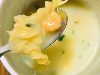 中評価 とろみがすごい クノール スープdeli えびとほうれん草のクリームグラタン のクチコミ 評価 みるくさん もぐナビ