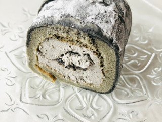 中評価 ローソン uchi cafe お餅で巻いたもち食感ロール ごまみたらしのクチコミ一覧 もぐナビ 中評価 ローソン uchi cafe お餅で巻いたもち食感ロール ごまみたらしのクチコミ一覧 もぐナビ