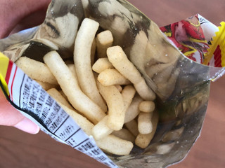 中評価 菓道 フライドポテトのクチコミ 評価 カロリー 値段 価格情報 もぐナビ 中評価 菓道 フライドポテトのクチコミ 評価 カロリー 値段 価格情報 もぐナビ