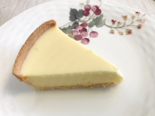 中評価 思っていたより甘い 優しいレアチーズ モロゾフ レアチーズケーキ のクチコミ 評価 やにゃさん もぐナビ