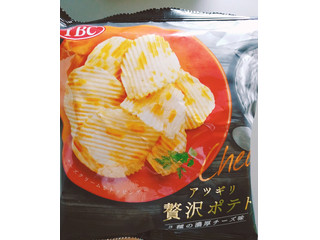 中評価 Ybc アツギリ贅沢ポテト 3種の濃厚チーズ味 袋60g 製造終了 のクチコミ 評価 カロリー 値段 価格情報 もぐナビ